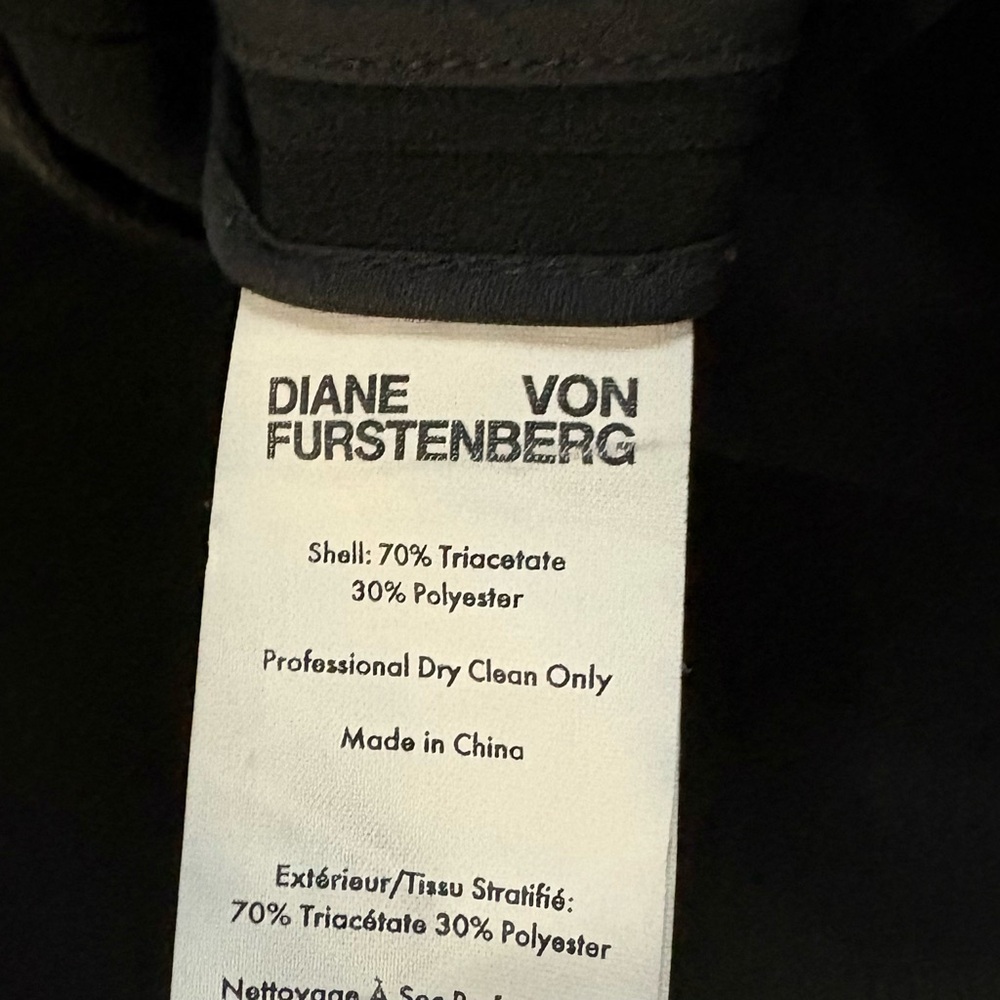 Diane Von Furstenberg black pleated skirt - Picture 5 of 5